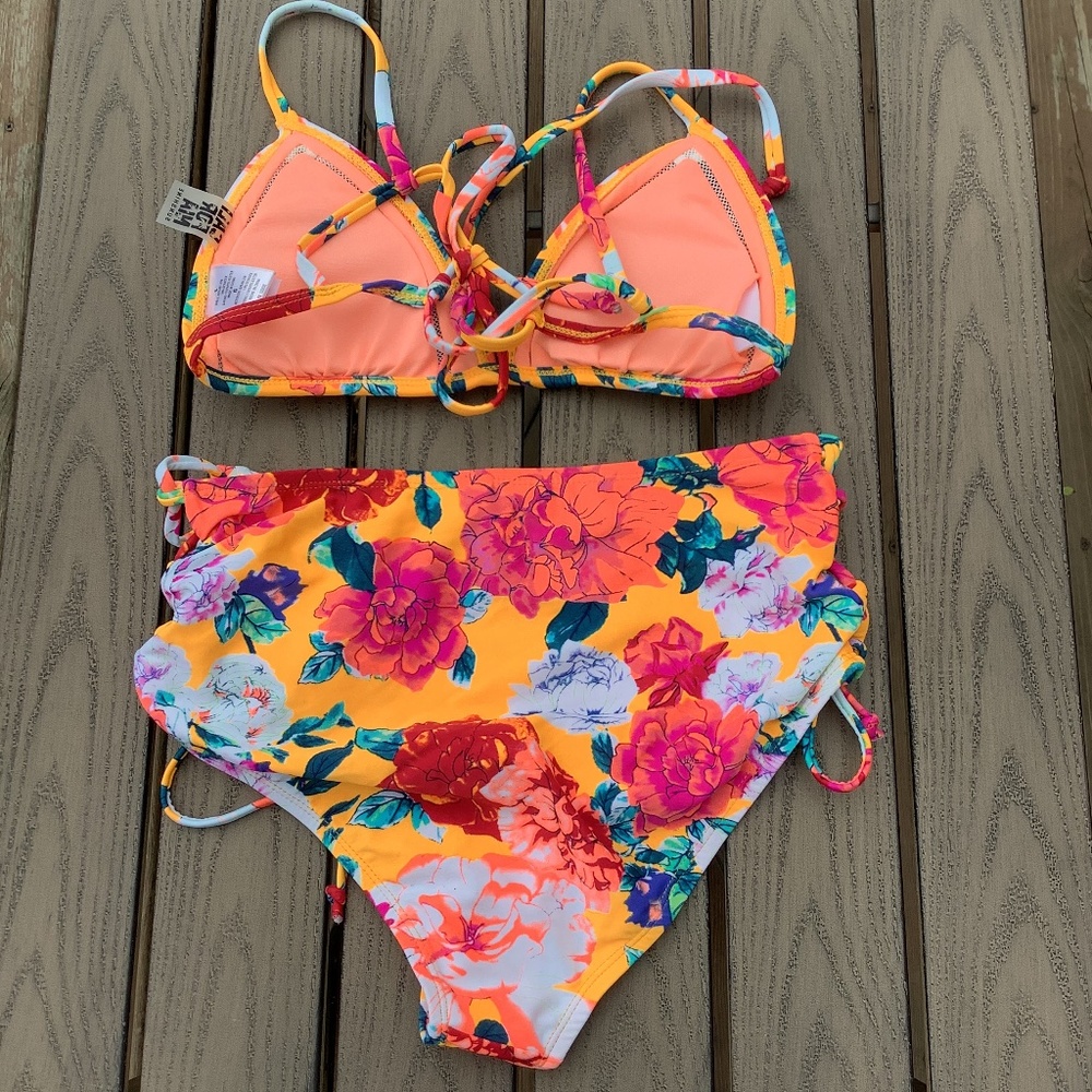 California Sunshine Two Piece Bikini - Picture 4 of 8
